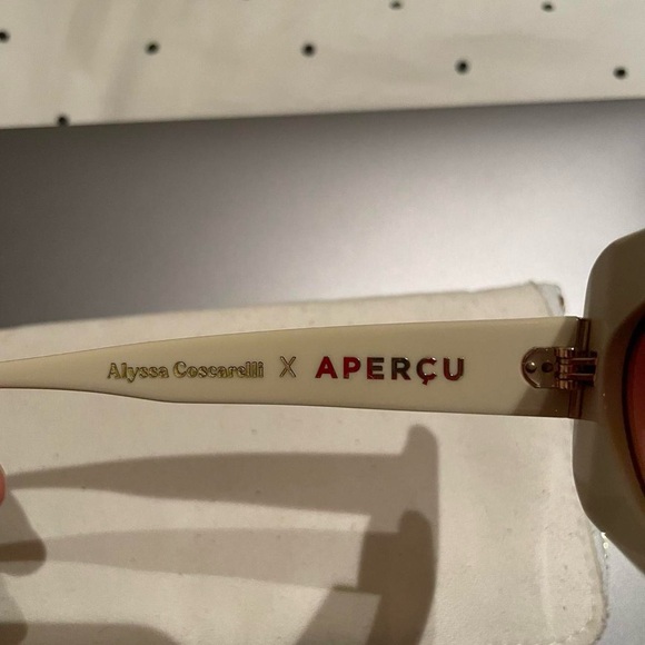 Apercu eyewear Alyssa 01 sunglasses in Bone - Picture 5 of 6